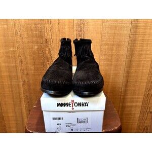 Minnetonka 289 Women's Moccasin US 9 Back Zip Hardsole Boot Black Suede